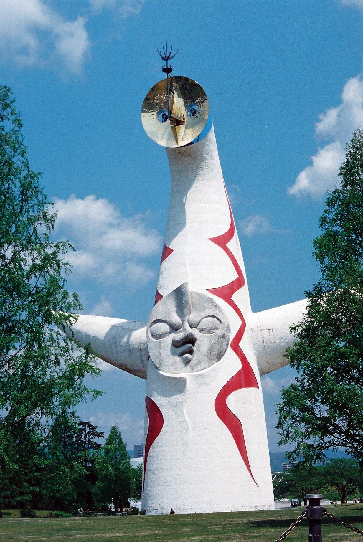 城市腾飞的翅膀:1970年大阪世博会-《装饰》杂